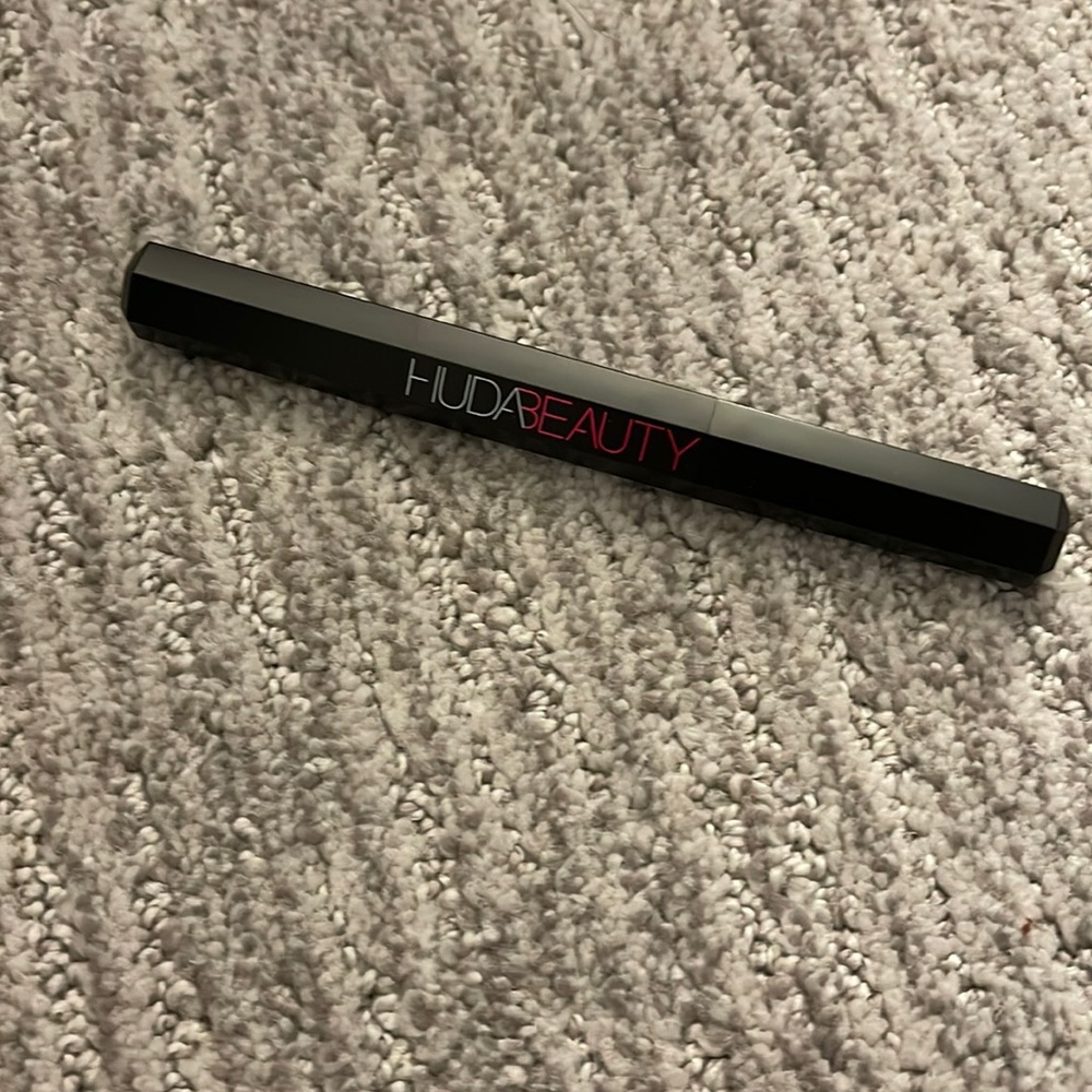 Huda Beauty Life Liner Double Ended liquid & Pencil Eyeliner